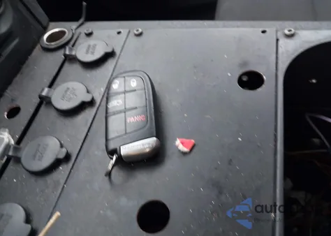 2012 Dodge Charger Police z USA, uszkodzony, nr VIN 2C3CDXAT8CH156018